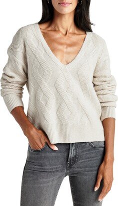 Diamond Stitch V-Neck Sweater