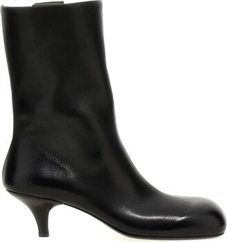'Tillo' ankle boots
