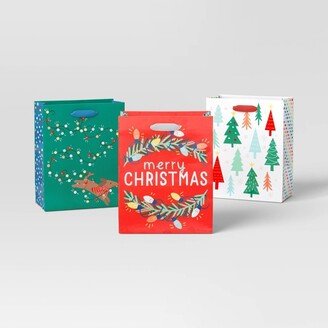 3ct Cub Printed Gift Bag 'Merry Christmas'/Trees/Dog - Wondershop™