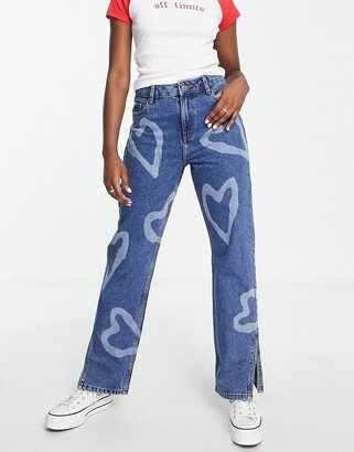 heart print relaxed leg jean in dark wash