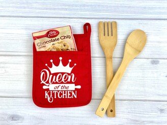 Queen Of The Kitchen, Fun Potholders, Funny Saying, & Sassy Pot Holders, Kitchen Accessories, Gifts For Mom, Hostess Gift