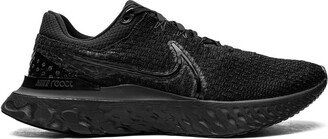 React Infinity Run Flyknit 3 Triple Black sneakers