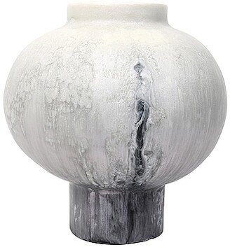 Bold Pearl Vase in Beauty: NA