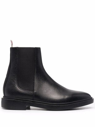 tricolour tab Chelsea boots