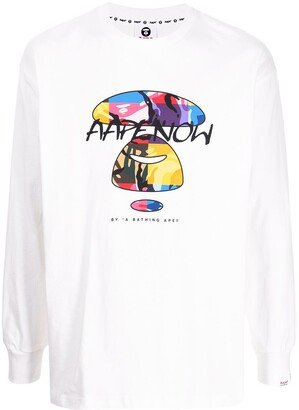 graphic-print longsleeved T-shirt