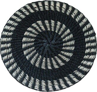 Likhâ Set Of Two - Two-Tone Round Woven Placemats
