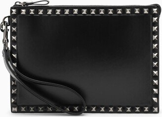 Rockstud flat envelope black