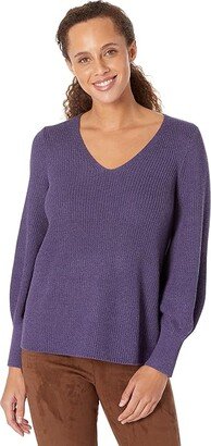 Shaker Knit V-Neck Sweater (Fig) Women's Clothing