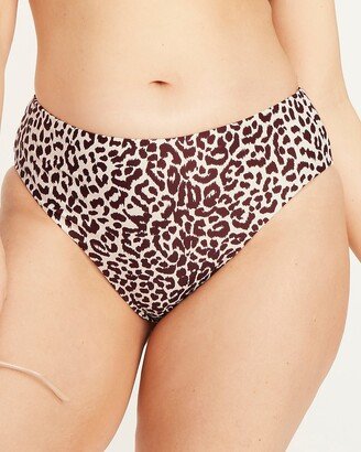 High-rise bikini bottom in leopard print