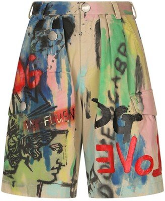 graffiit-print Bermuda shorts