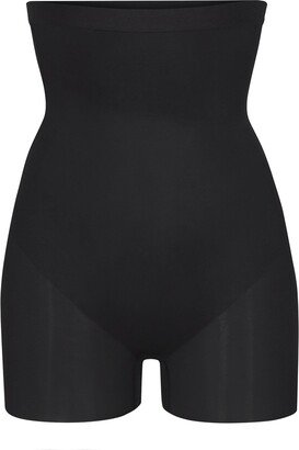 High-Waisted Shortie | Onyx