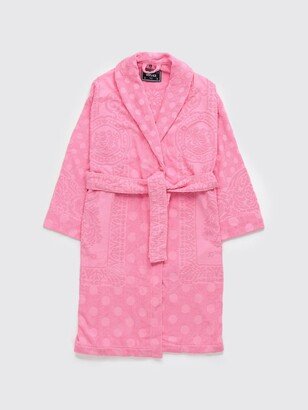 bathrobe