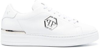 Hexagon low-top leather sneakers