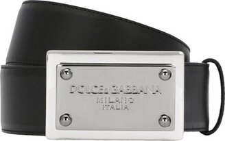 Calfskin belt with branded tag