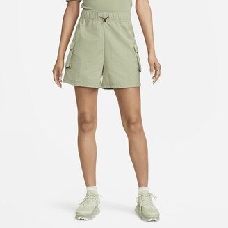 Women's Sportswear Essential Woven High-Rise Shorts in Green