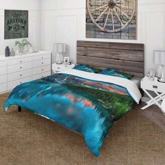 Designart 'Sunrise Over Morain Mountain Lake' Cabin & Lodge Duvet Cover Set