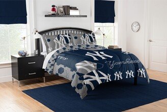 The Northwest Group, LLC MLB 849 Yankees Hexagon F/Q Comforter Set