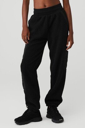 Micro Sherpa High-Waist Solstice Sweatpant in Black, Size: 2XS