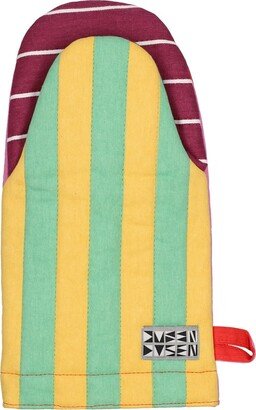 Shortcake cotton quilted oven mitt