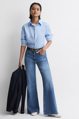 Petite Mid Rise Wide Leg Jeans