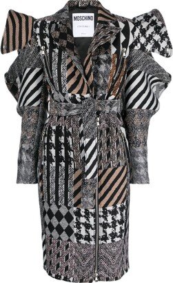 Art Deco-print belted coat