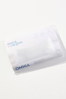 Sleep & Glow Omnia Silk Pillowcase