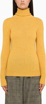 Yellow turtleneck in wool