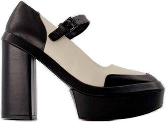 Round-Toe Panelled Pumps
