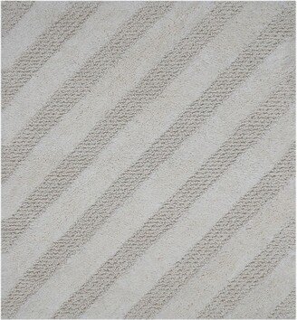 Unique Stripe Honeycomb Sculptured Bath Rug Made Soft Plush Cotton Is Super Soft The Touch 20 X 30 Ivory