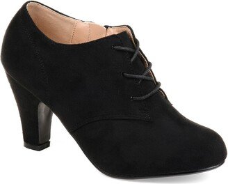 JOURNEE Leona Lace-Up Bootie