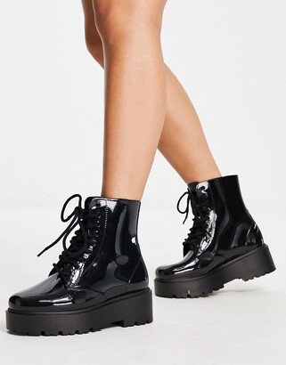 Generate lace up wellie boots in black