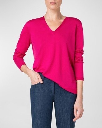 V-Neck Fine Gauge Cashmere Seamless Sweater