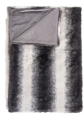 LUXE Irving Charcoal/White Faux Fur Throw - 50 x 60