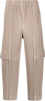 Wide-Leg Plissé Tapered Trousers