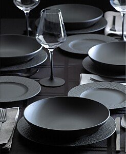 Manufacture Rock 12-Piece Dinnerware Set