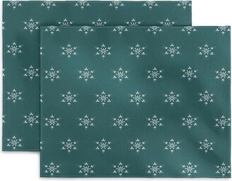 Sheila Wenzel-Ganny Holiday Green Snowflakes Set of 2 Placemats