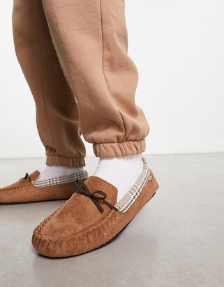 moccasin slipper with check lining in tan