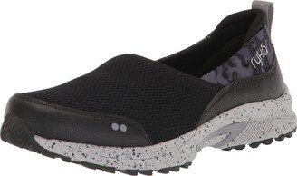 Women's Sky Walk Chill Slip-On Sneaker Black 6.5 M