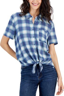 Juniors' Plaid Tie-Front Button-Down Shirt