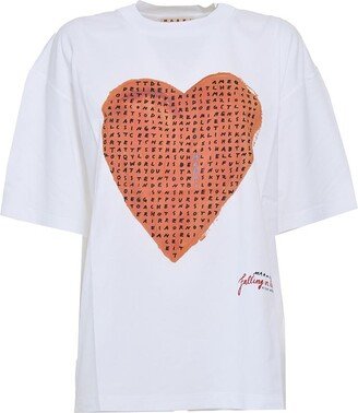 White cotton T-shirt with red crucipuzzle heart print