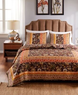 Audrey Floral Print Quilt Set Collection