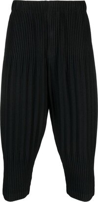 Pleated Tapered Cropped Trousers