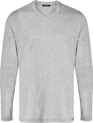 V-neck long-sleeve T-shirt