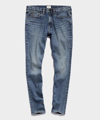 Skinny Fit Stretch Jean in Medium Indigo Wash