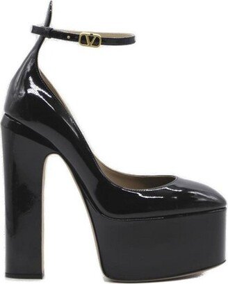 VLogo Signature Block Heel Pumps