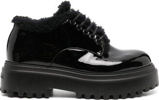 Ranger lace-up fastening shoes