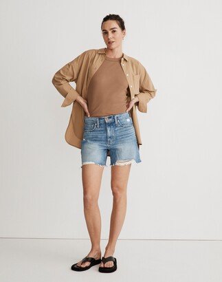 Relaxed Mid-Length Denim Shorts in Brockport Wash