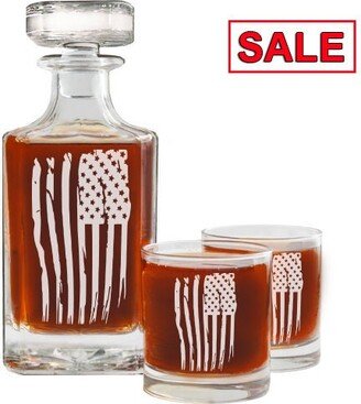 American Flag Whiskey Decanter, Personalized Decanter Set With Glasses, Husband Gift, Gift For Dad, Distressed