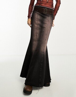 denim fishtail maxi skirt in pink wash