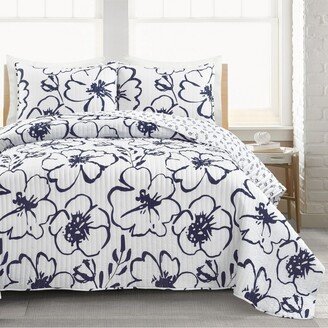 Scandinavian Floral 3 Piece Quilt Set, Full/Queen - Navy, White